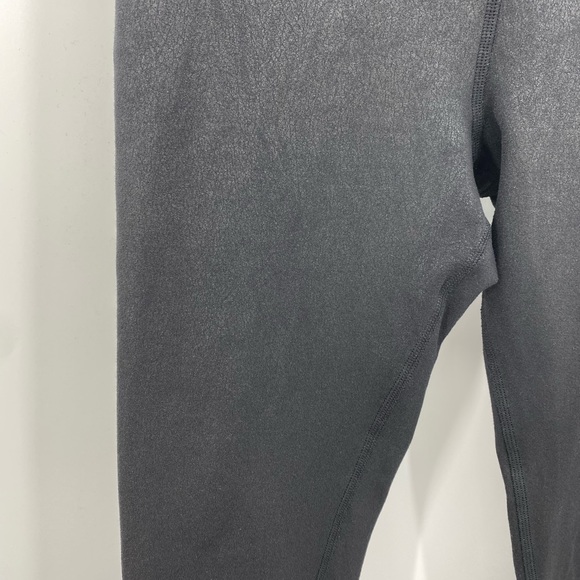 ALO Cracked Liquid Air Brushed Legging Medium - Picture 3 of 8